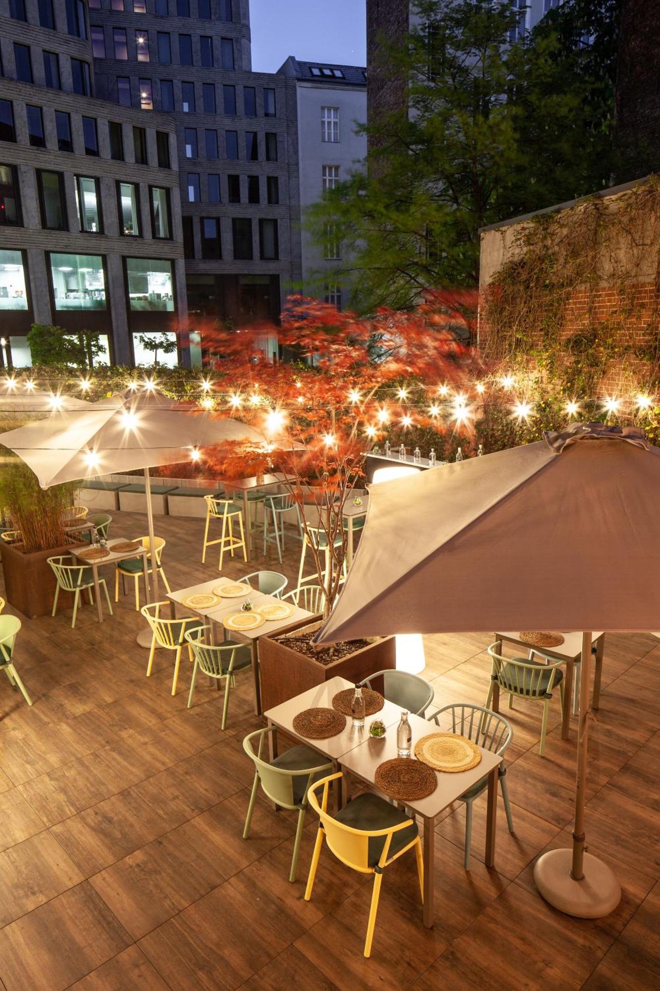 H10 Berlin Ku'Damm Hotel Exterior photo